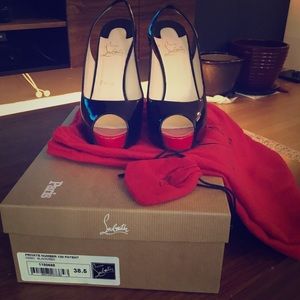Christian Louboutin Private Number 120 Patent